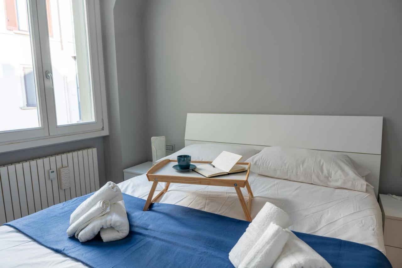 5 Min Duomo Luxury Home In Brera Design District Milánó Kültér fotó