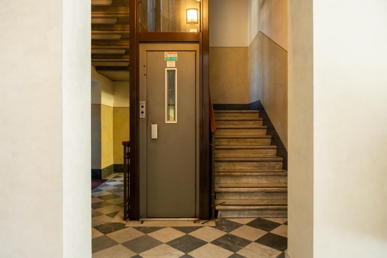 5 Min Duomo Luxury Home In Brera Design District Milánó Kültér fotó