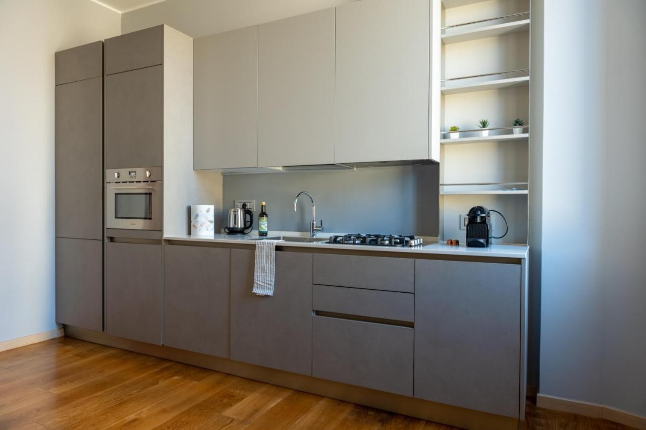 5 Min Duomo Luxury Home In Brera Design District Milánó Kültér fotó